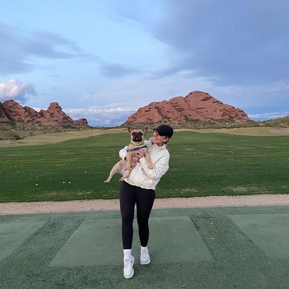 Meet your Posher, Meghan - Picture 4 of 5